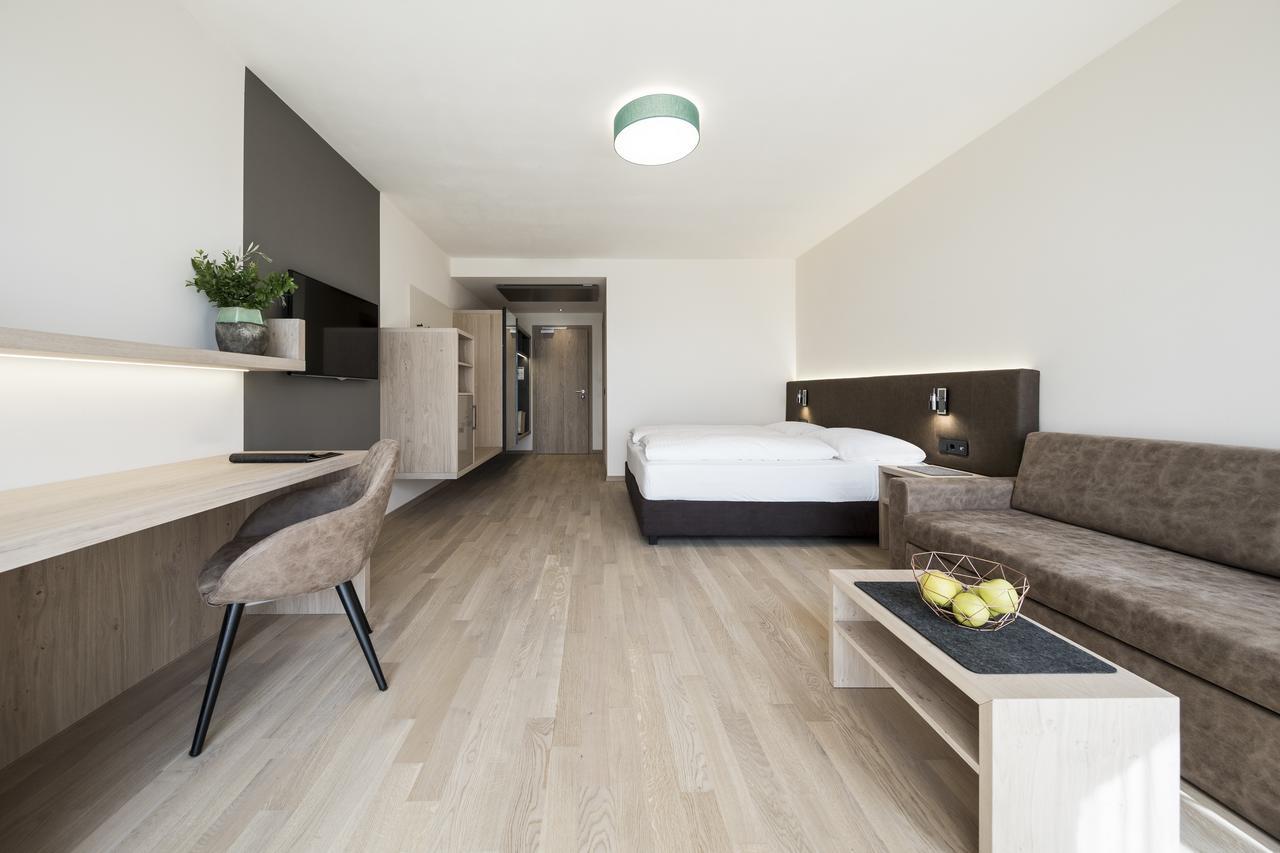Hotel Torgglhof 卡尔达罗 外观 照片